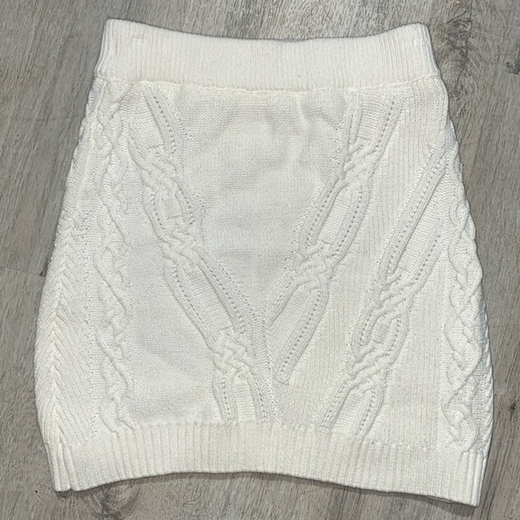 Maeve Anthro Cable Knit Sweater Skirt - Picture 3 of 11